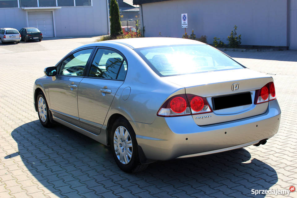 Honda Civic VIII Sedan 18 Benzyna Salonowy radio / CD Opole