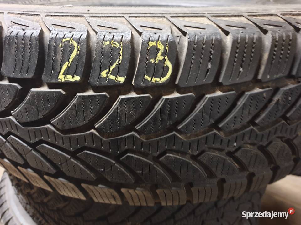 opona Bridgestone Blizzak LM 32 19565R15 Samochodowe warmińsko-mazurskie Dobre Miasto