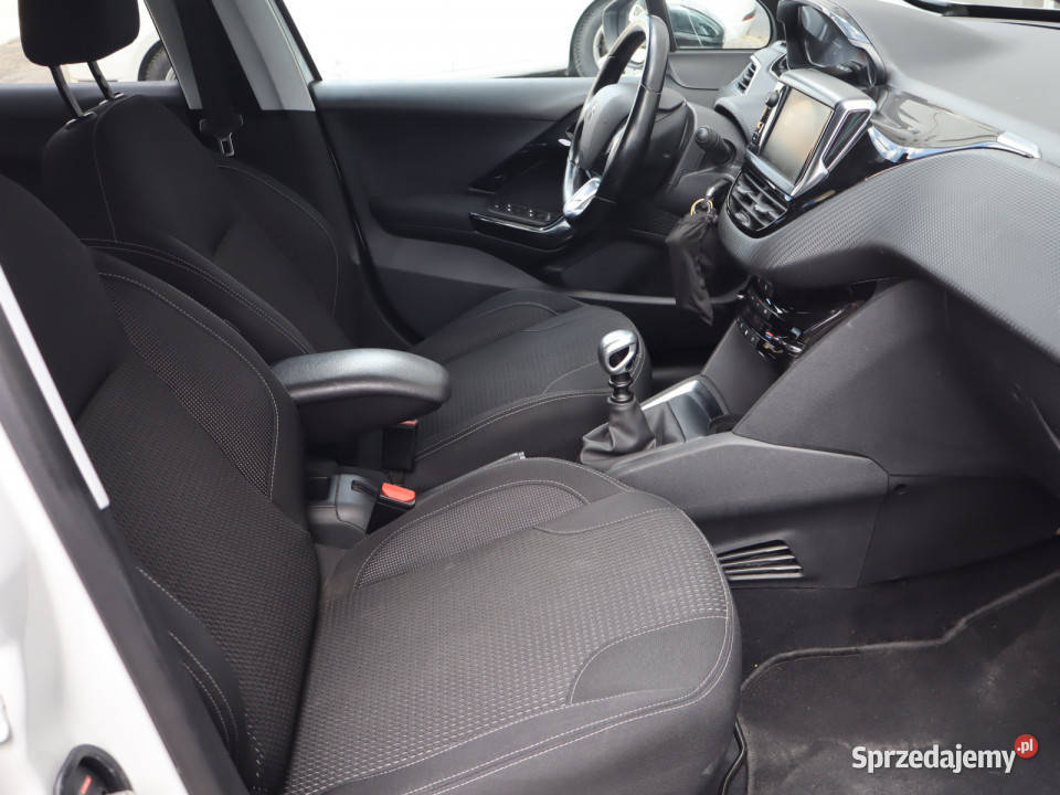 Peugeot 208 12 PureTech