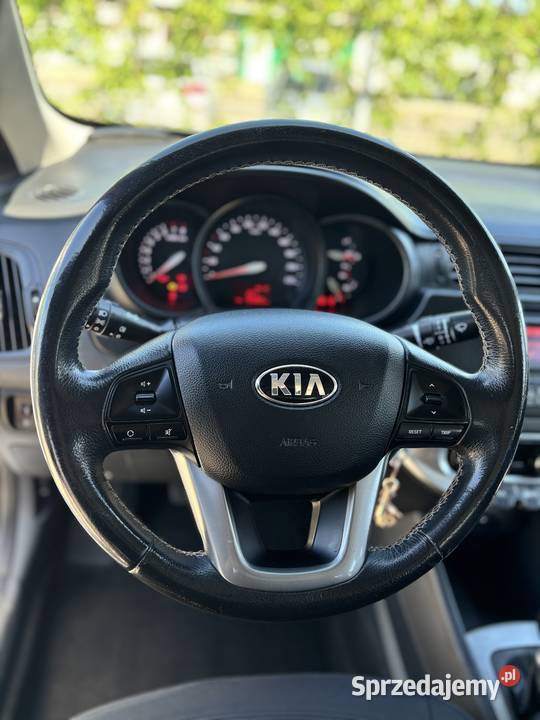 Kia Rio 2014r 12 sedan Katowice