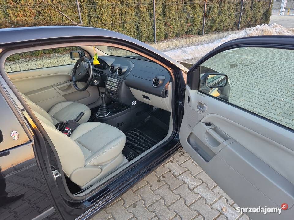 Ford Fiesta GHIAJedyna takaPrywatne auto zajrzeć Radomsko