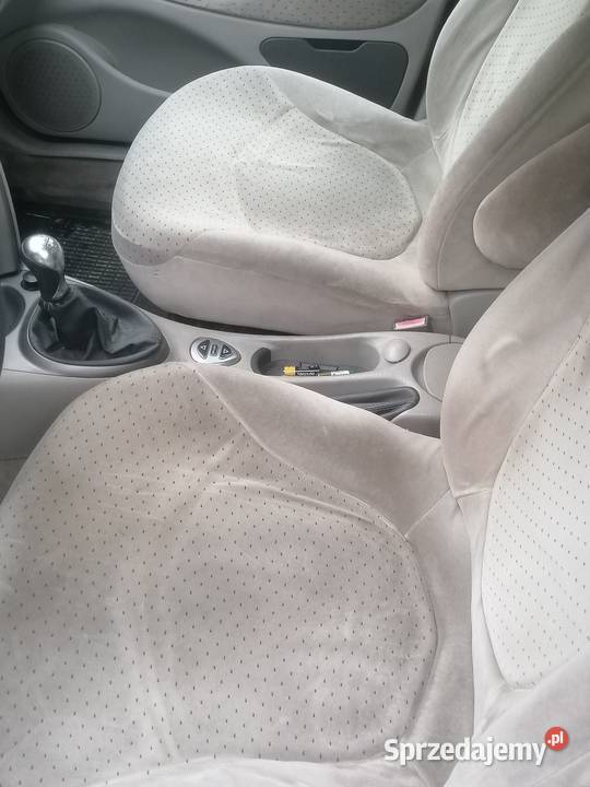 Citroen C5 20 blpg 2001 r kombi hak klima elektryczne szyby sprzedam