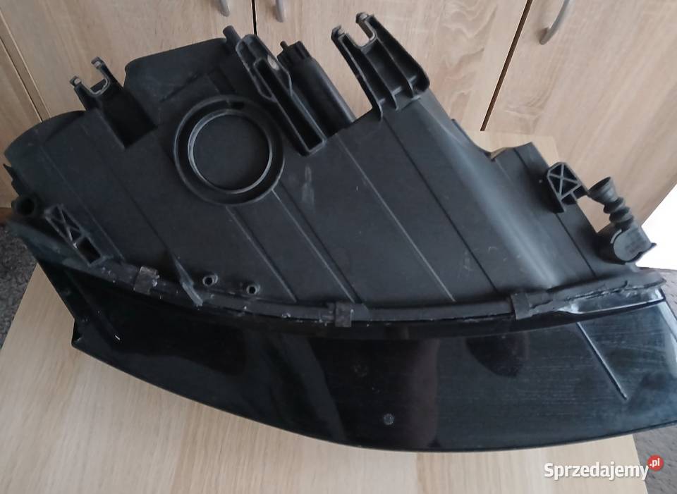 Lampa przednia lewa AUDI A4 B8 Sierpc