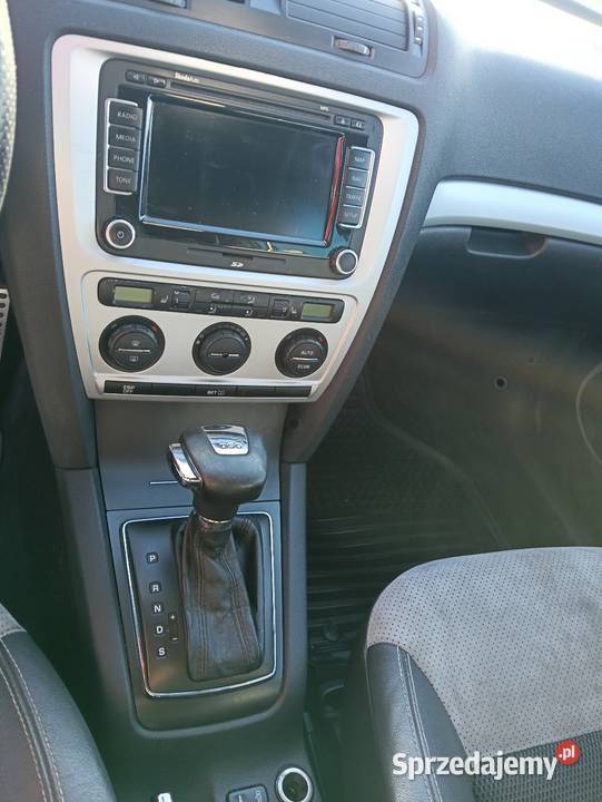 Skoda Octavia RS 20 TDI 170 AUTOMAT czujnik zmierzchu Słupsk