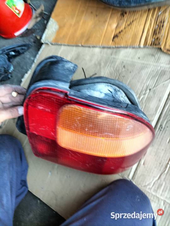 LAMPA TYŁ TYLNA PRAWA ROVER 400 osobowe Oświetlenie Kamień-Kolonia sprzedam