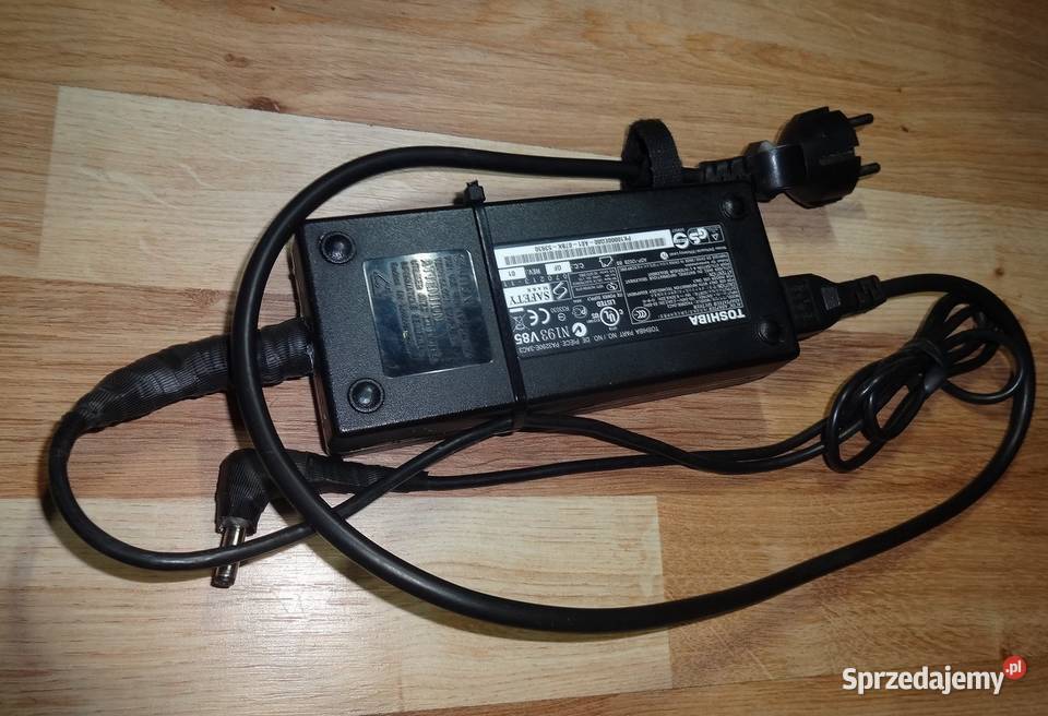Zasilacz TOSHIBA PA3290E3AC3 ADP120ZB BB 19v632A