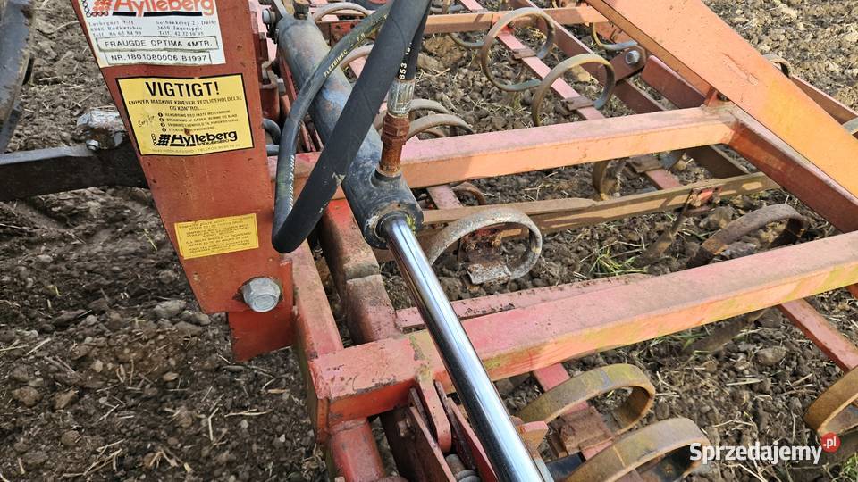 Agregat uprawowy kverneland fraugde 4m Agregaty Brodnica sprzedam