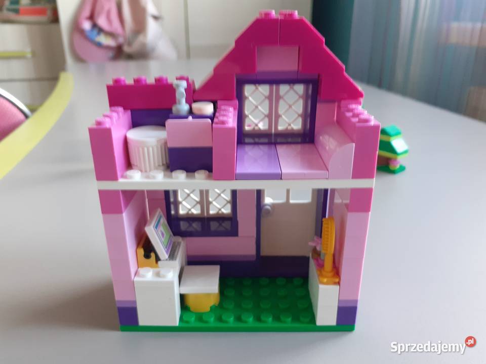Sprzedam Klocki LEGO domek z dwoma ludzikami Klocki Łuków