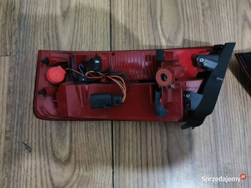 LAMPA Audi A5 USA LED 8T0945093B 094B 096E 095E Lampy tylne wielkopolskie Poznań