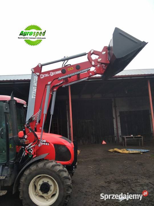 Ładowacz Metal Technik AGROTRON JD MTZ MONTAŻ Kościerzyna