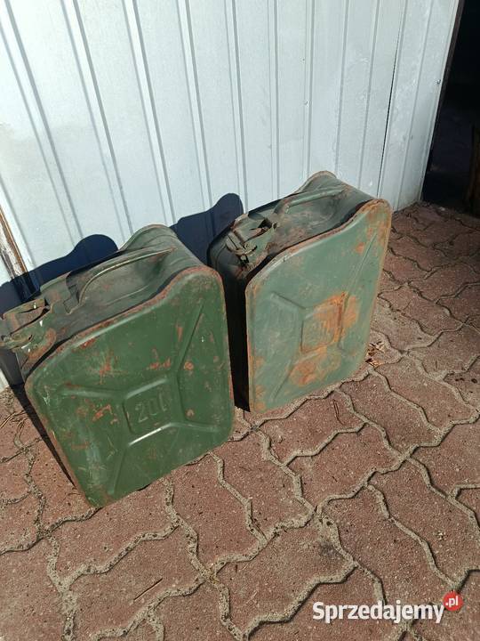 PRL kanistry 20 l 3 sztuki Kębliny