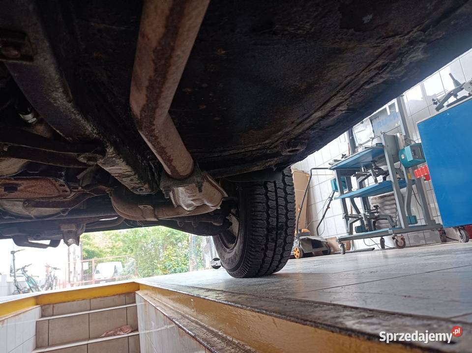 Suuper truck dubel kabina niziutki przebieg kupiony w polskim salonie Samochody dostawcze Pruszków