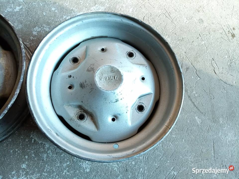 Fiat 126p Maluch felga fiat Stalowa Wola