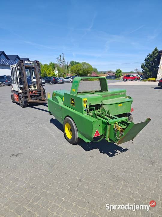 Prasa kostkującą John Deere 330 inne 339 stan Dragany