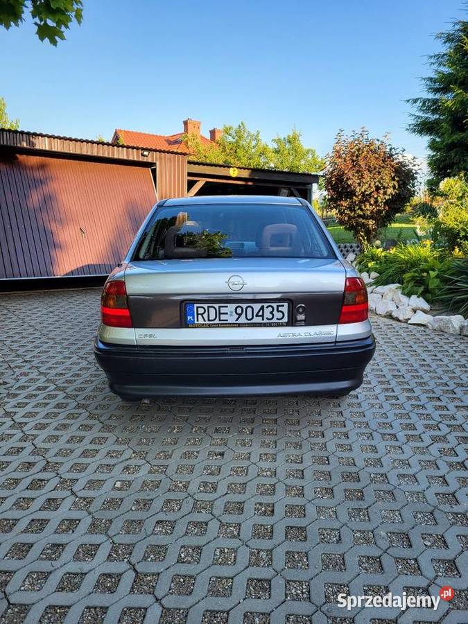 Opel Astrastan kolekcjonerskimały przebieg Librantowa