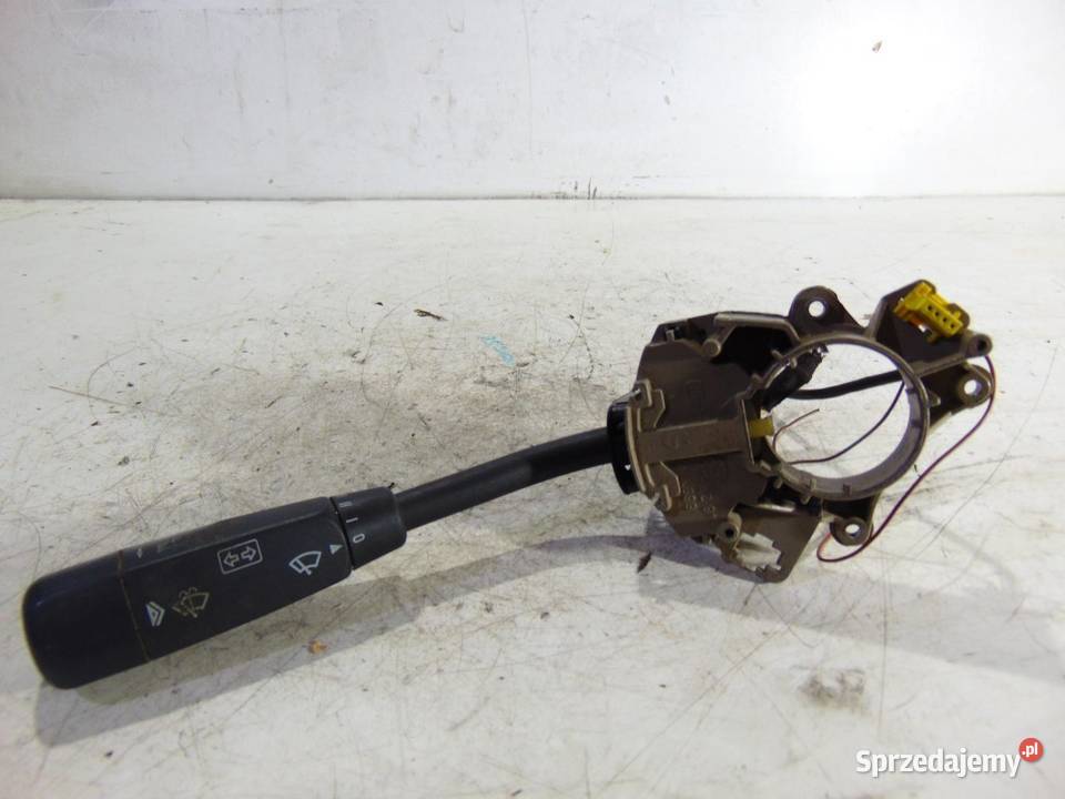 PRZEŁĄCZNIK WYCIERACZEK MERCEDES W208 2085450010