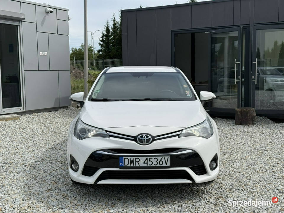 Toyota Avensis 16 D4D 112 2015r kamera navi elektrochrom. lusterko wst. Wrocław sprzedam