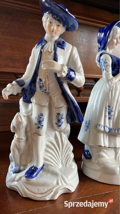 Figurka pary Damy z pieskiem i Dworzanina z Gdańsk