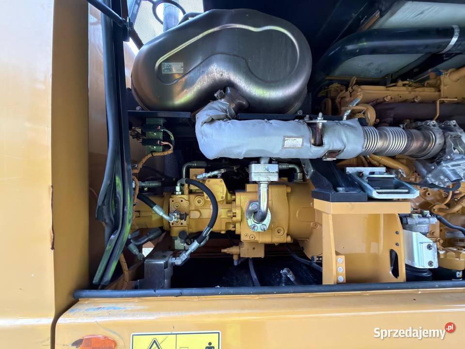 Koparka kołowa CAT MH 3022 2020 nie świętokrzyskie sprzedam