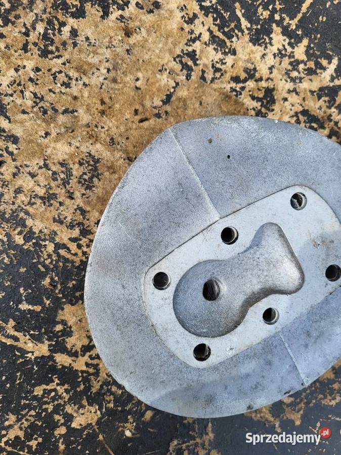 GŁOWICA CYLINDRA TRIUMPH TWN Rybnik