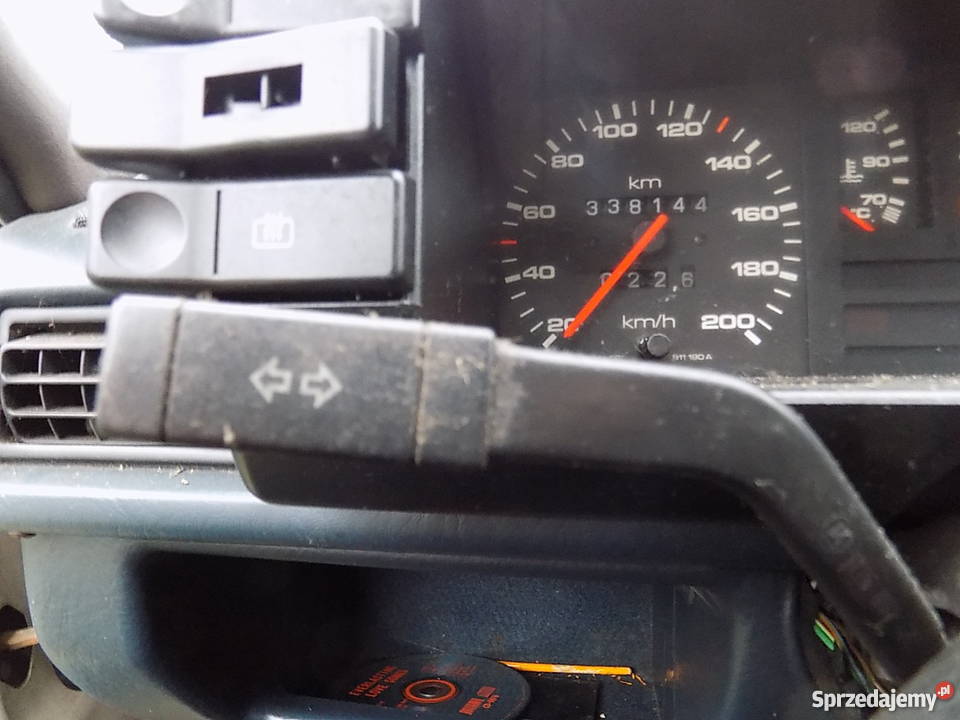 AUDI 80 b2 1985r LUSTERKO i inne części Rok produkcji 1985 Karoseria małopolskie Andrychów