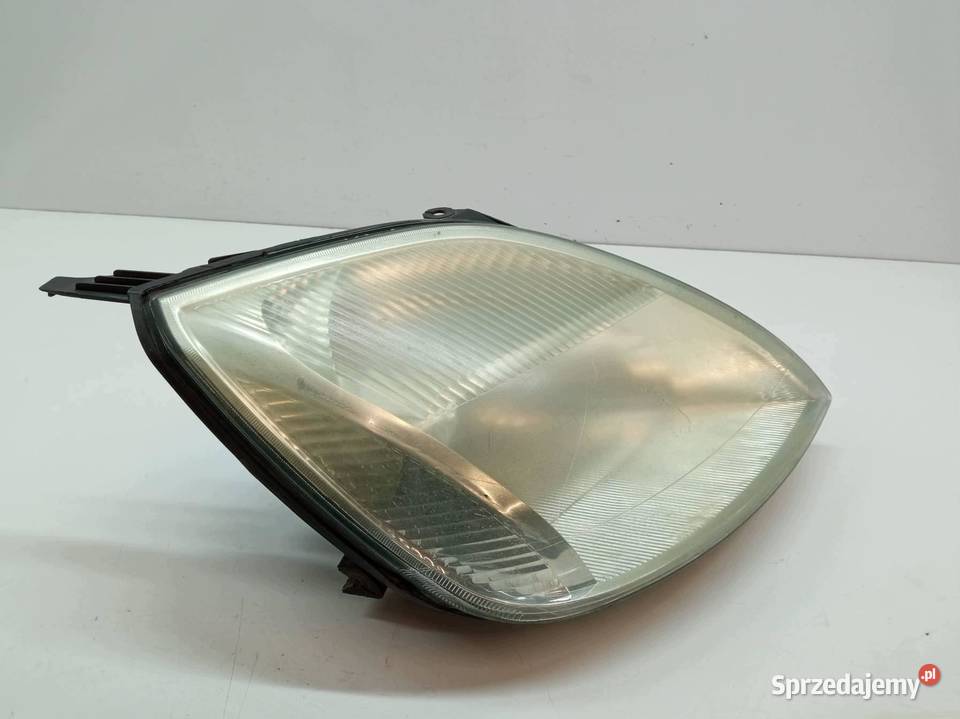 LAMPA PRZÓD PRAWA EU Ford Fiesta Mk6 20022008 świętokrzyskie