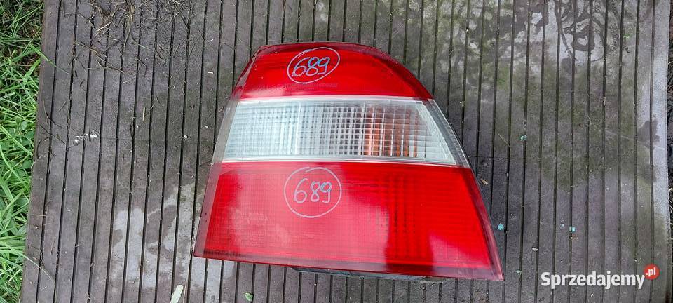 Honda accord usa sedan lampa tył 1995 98 prawa Wrocław
