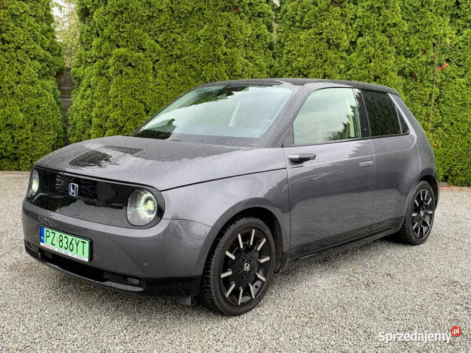 Honda e 154 Kamera 360 Szyberdach Grzane fotele 154KM Baranowo
