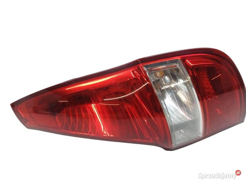 LAMPA TYŁ PRAWA KOMBI Hyundai i30 I 20072012