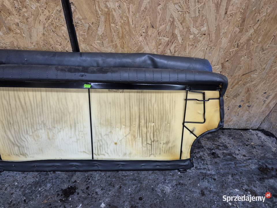 Kanapa fiat 126p Rok produkcji 2000 Dobrodzień