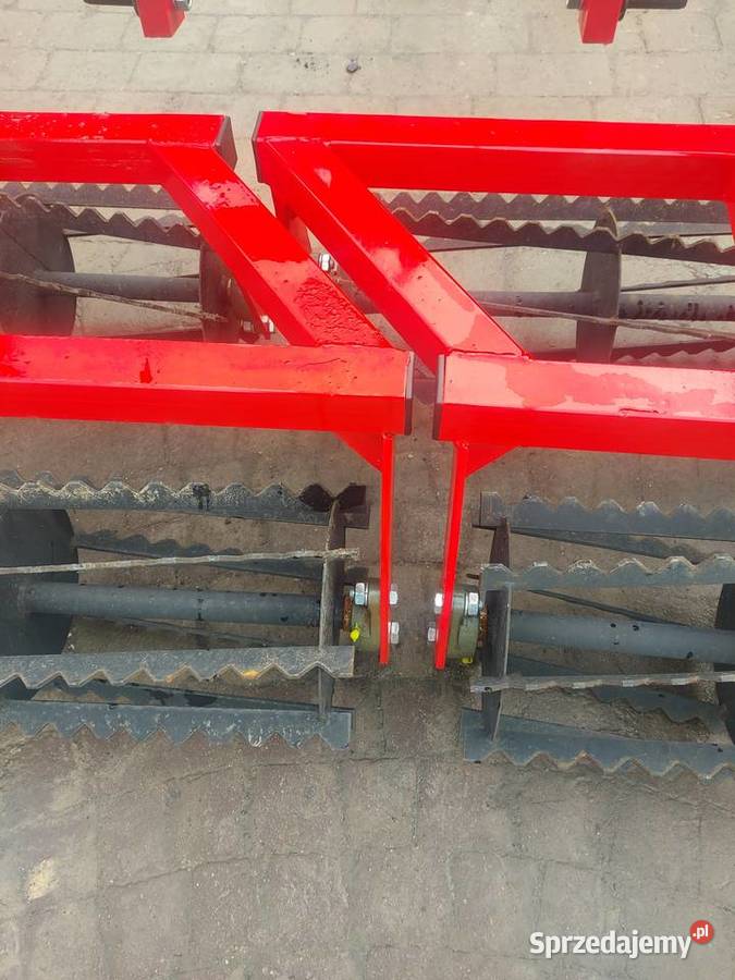 Agregat sprężynowy do upraw pożniwnych z wałkiem Agregaty