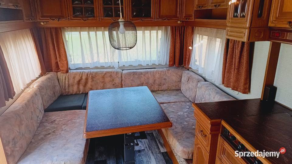 Przyczepa kempingowa campingowa kemping DOMEK Kempingowe Międzybrodzie Bialskie