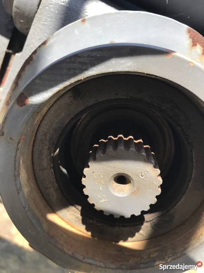 Most tylny Case 695 rozdzielacze siłowniki Kosakowo