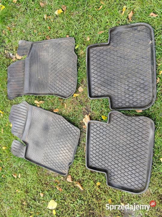 Dywaniki gumowe ford focus mkl