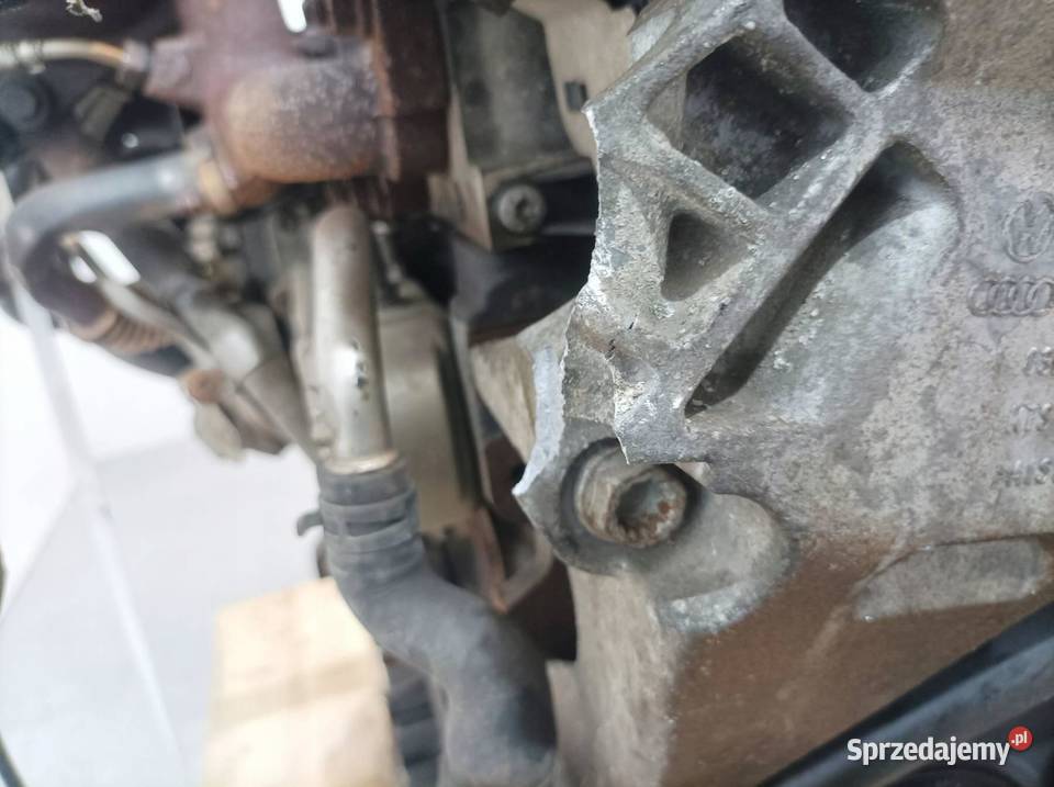 SILNIK KOMPLETNY DIESEL 16 TDI CAY Skoda Superb Rok produkcji 2012