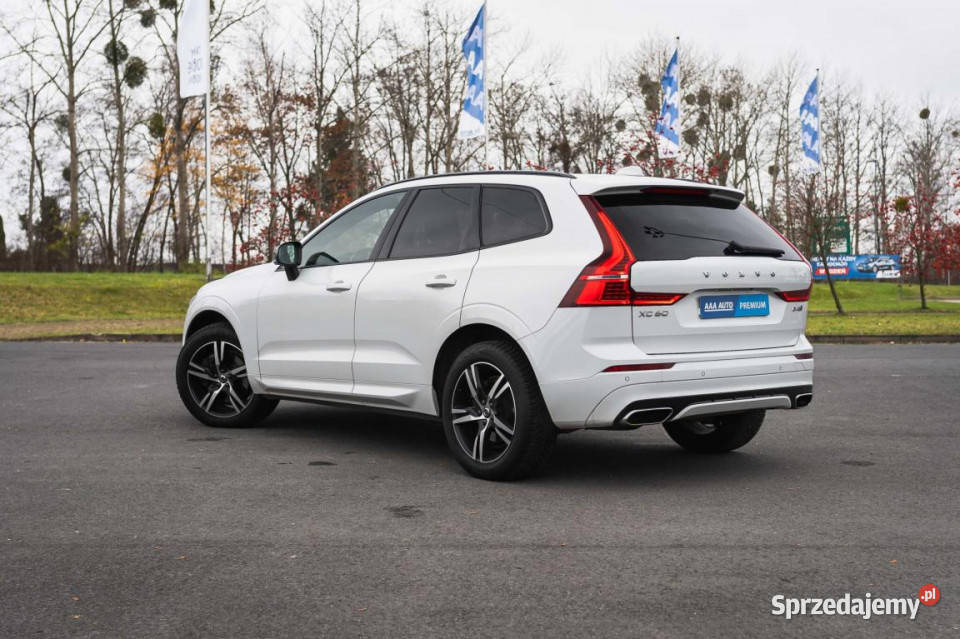Volvo XC60 B4 AWD asystent pasa ruchu Zabrze
