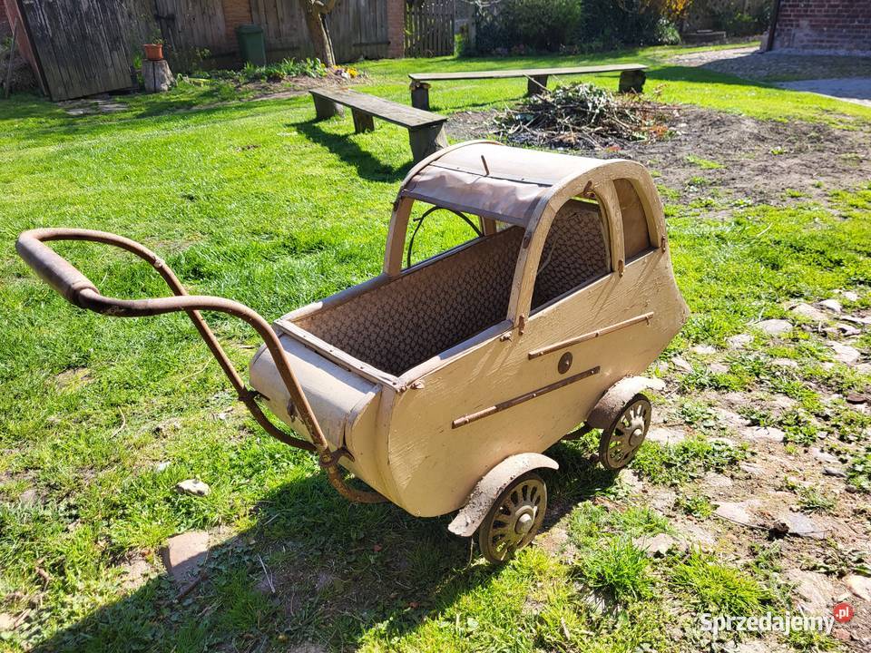 Do sprzedania wózek dziecięcy drewniany lata 40 Antyki opolskie Włochy