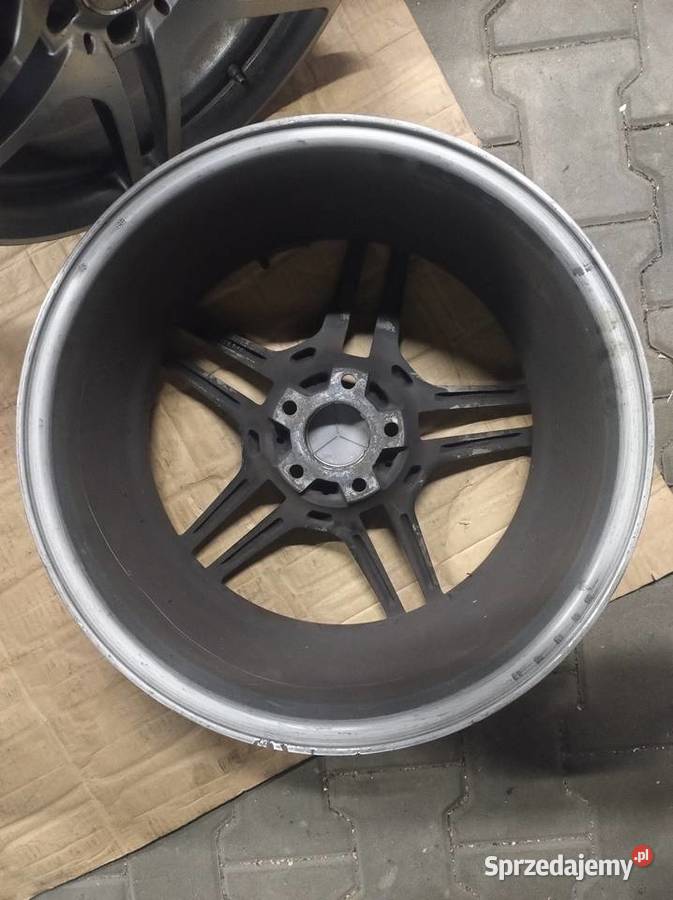 Felgi do Mercedes AMG 18