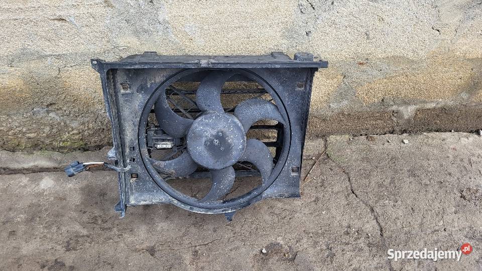 Żaluzja wentylator bmw e46 20d 136 osobowe Samborzec