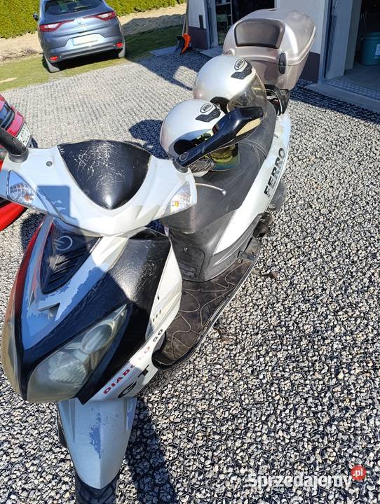 Skuter Ferro 50 prod2008r Uszkodzony 1km