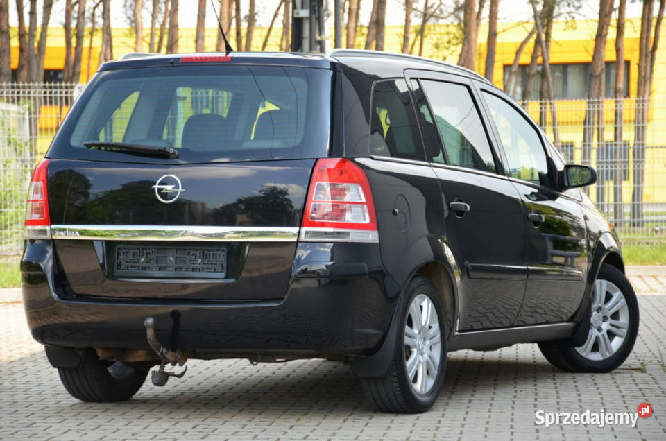 Opel Zafira Czarna Cosmo Opłacona 18i Lift tempomat Kutno