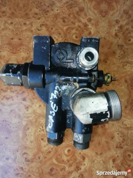 Podstawa filtra hydraulicznego Case Siemiatycze sprzedam