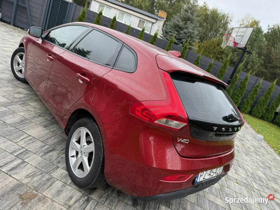 Volvo V40 T2 122 Bogata Navi 2 KLUCZE Gwarancja lakier metallic Przeźmierowo