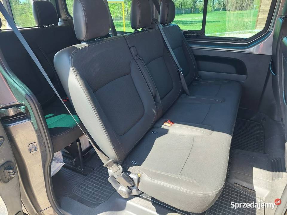 Bus 9 osób Vivaro 16 2019 Rok produkcji 2019 Chojnice