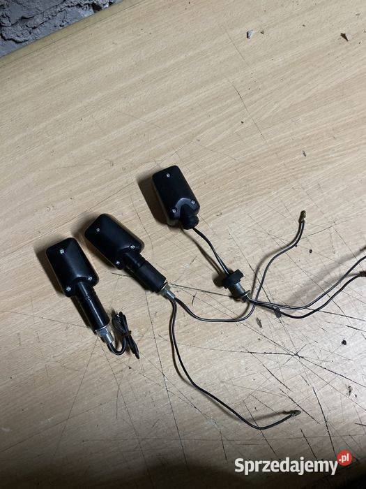 Yamaha FZ 750 Kierunkwoskazy Prawy Lewy przód Pozostałe wielkopolskie Poznań