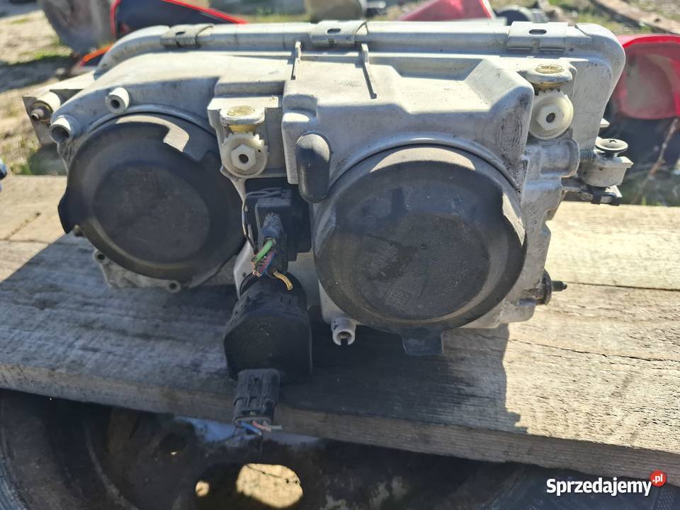 Lampa Prawa Przód Volvo V40 Hella Orgin Wisznice sprzedam