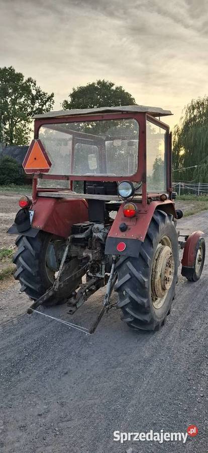 Ciagnik URSUS C 330 86R Zarejstrowany opłacony Zaczep dolny Zwoleń