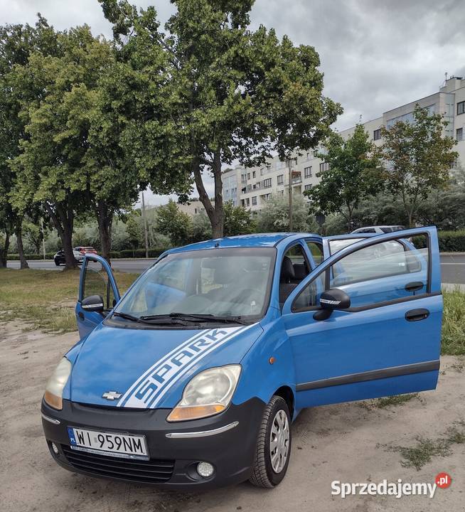 Niebieski Spark w super stanie elektryczne szyby Warszawa