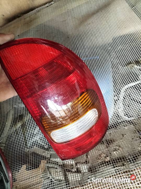 CORSA B LAMPA TYLNA TYŁ PRAWA osobowe Kamień-Kolonia sprzedam