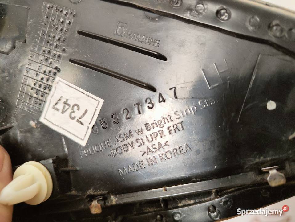 Osłona Zaślepka Trójkąt Błotnika Lewy Przód Opel